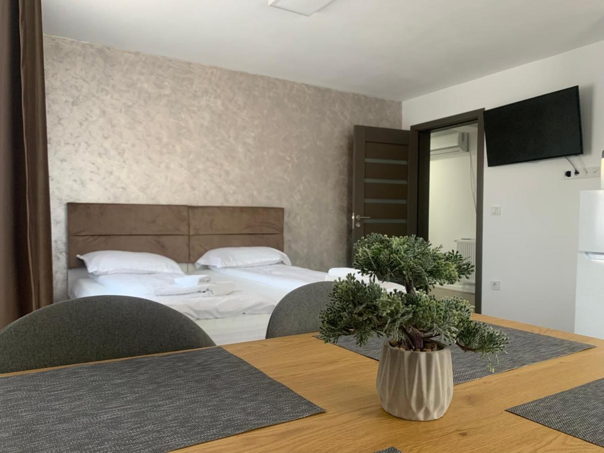 Wonderland Apartment Bistrita  Ngoại thất bức ảnh